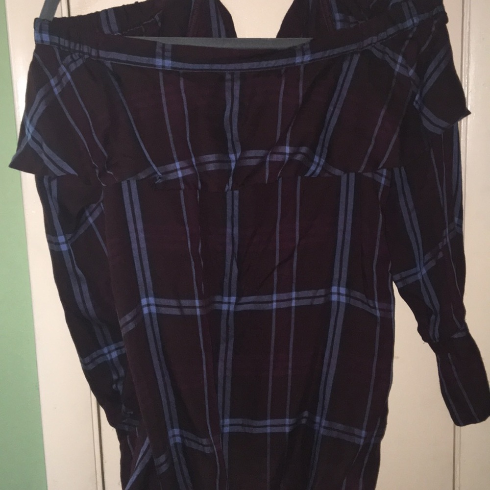 Ann Taylor off shoulder blouse